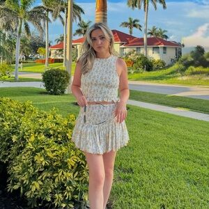 Elegant white and butter yellow Floral set top and skort